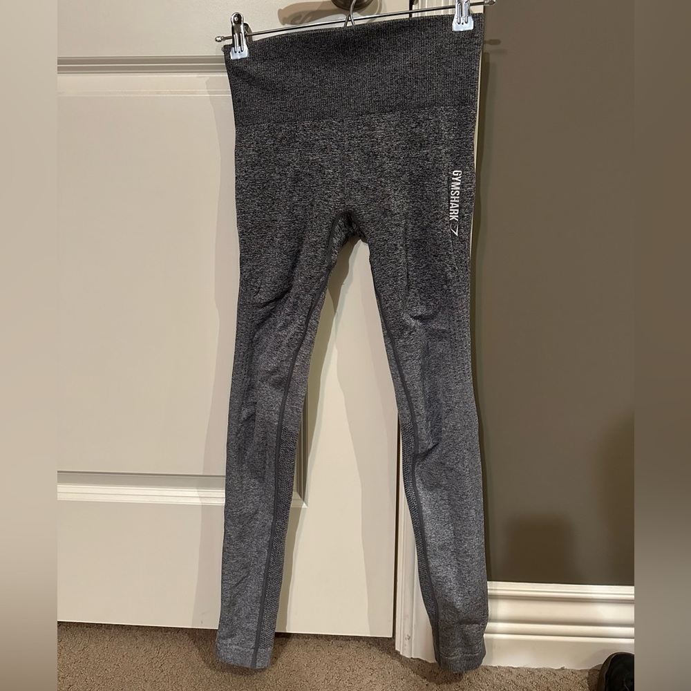 Gym shark set - Picture 3 of 3